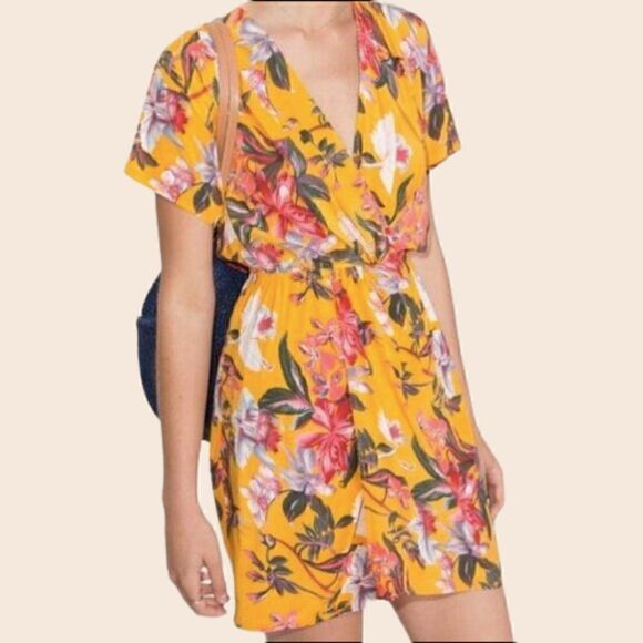 & Other Stories Dresses & Skirts - & Other Stories Golden Yellow Floral Faux Wrap Mini Dress Size 4